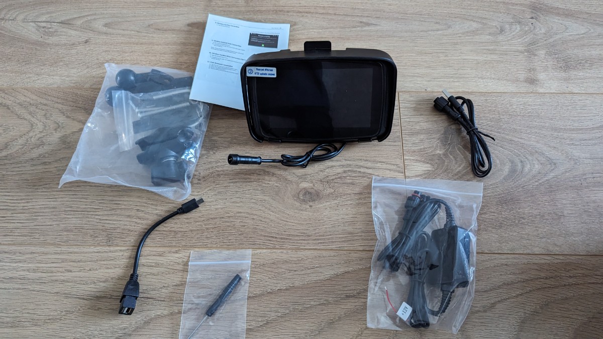 CarPlay Lite C5 Motorcycle GPS Wireless Carplay/Android review