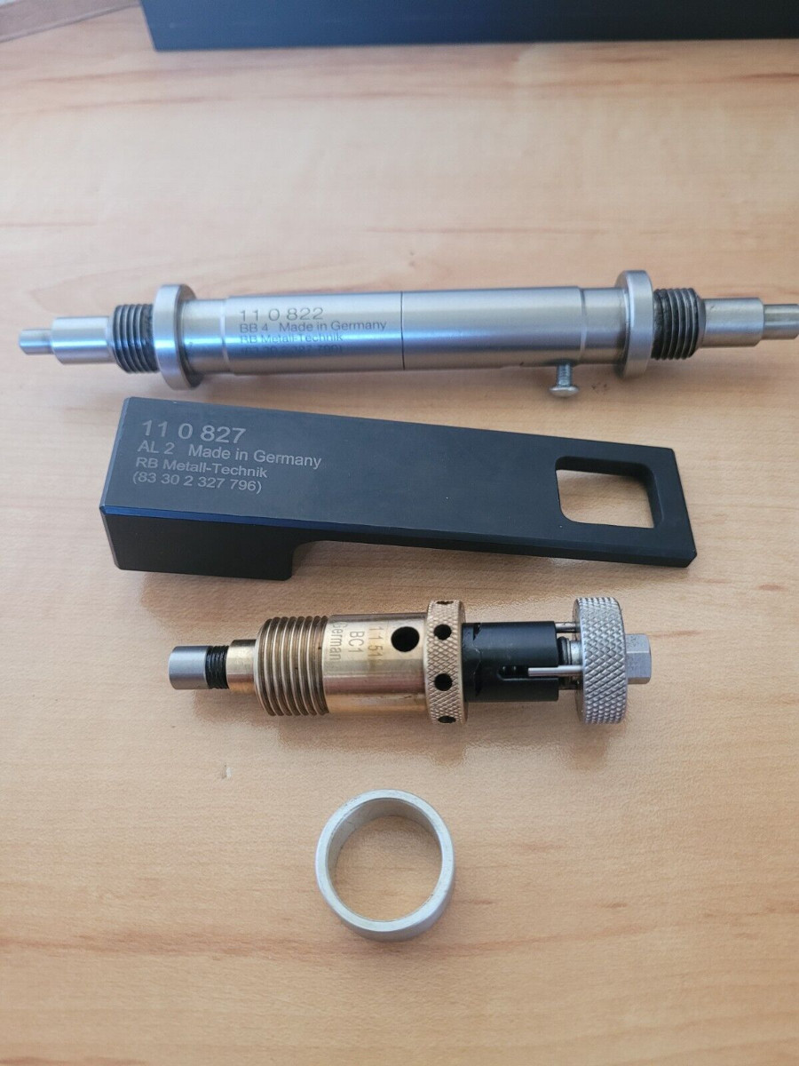 BMW TOOLS.jpg